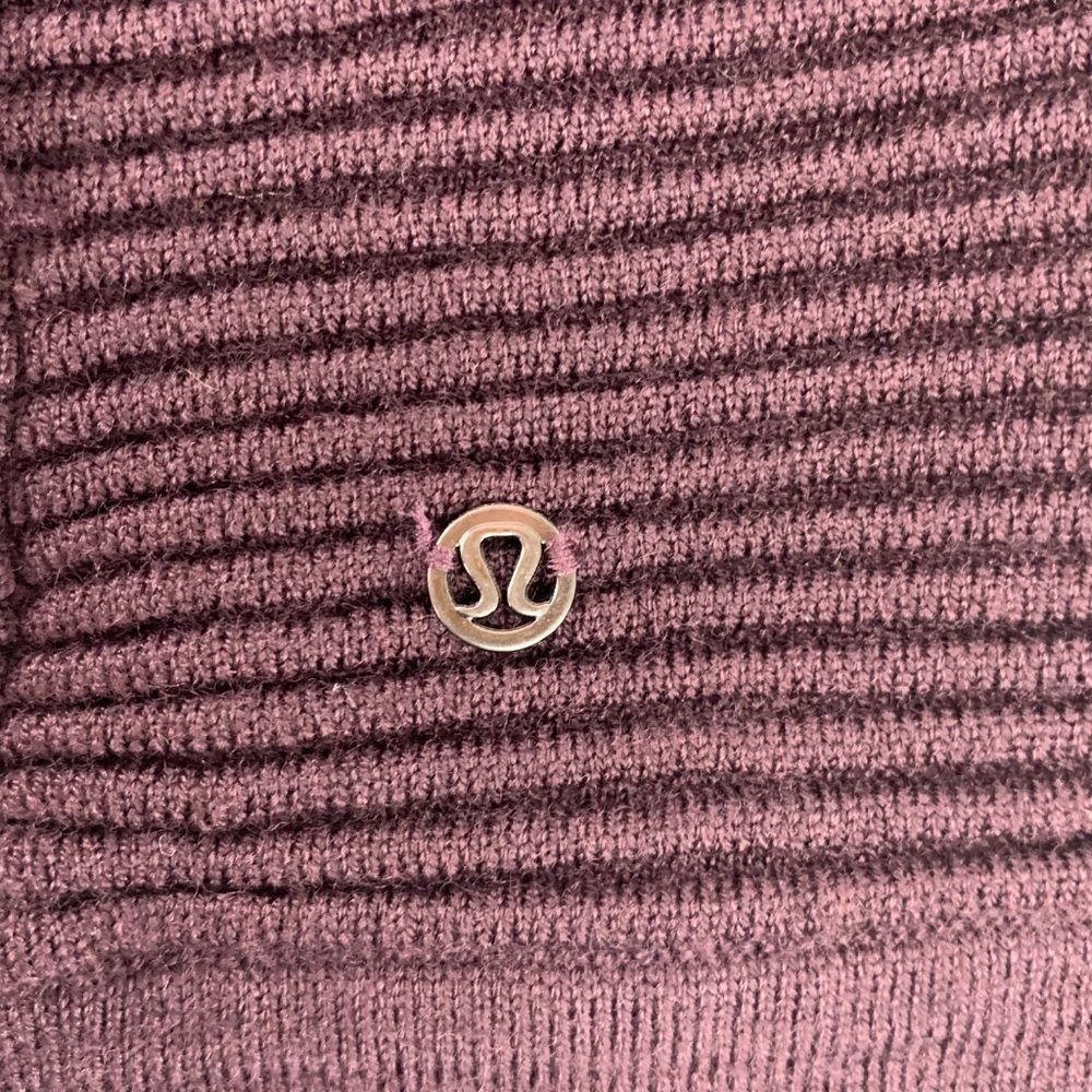 Lululemon Merino Wool Sit In Lotus Wrap ll Sweater Size 12 Heathered Plum - Picture 7 of 12